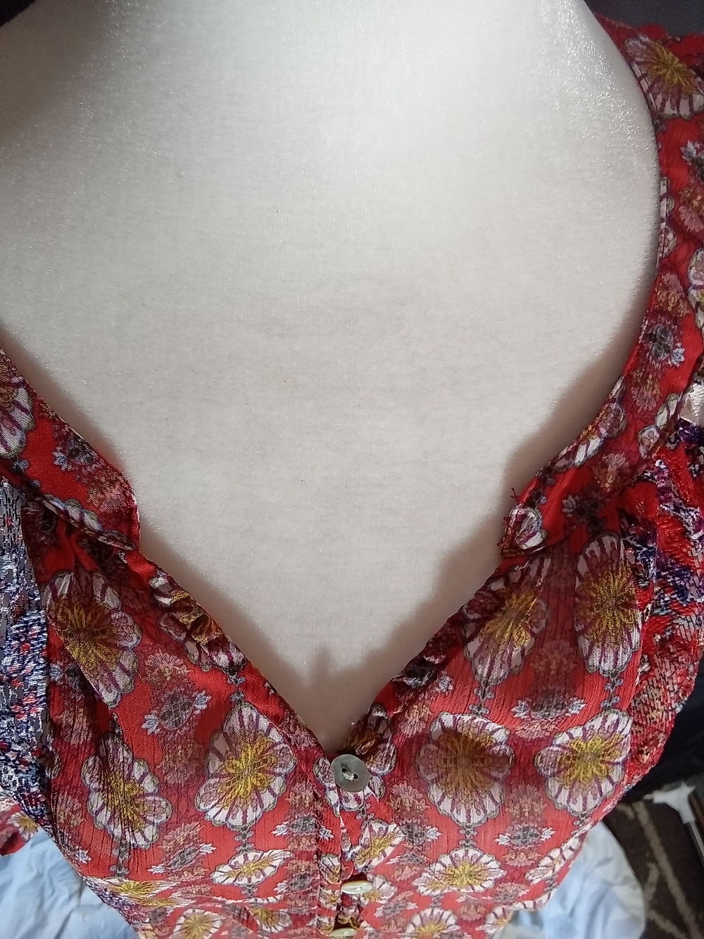 fig and flower Red Mixed-Print Button Down Blouse - Picture 5 of 7